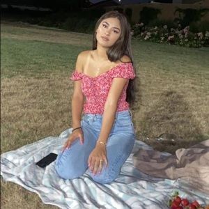 Meet your Posher, Leslie